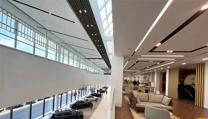 Lipal lighting for BMW store