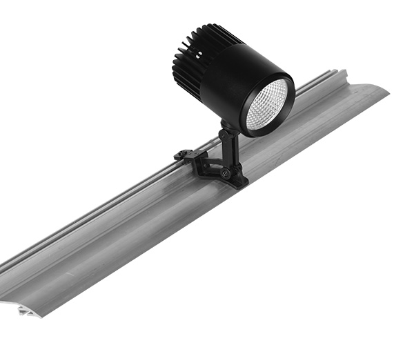 MH 70 side mounted track light